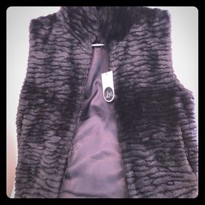 Luii faux fur vest
